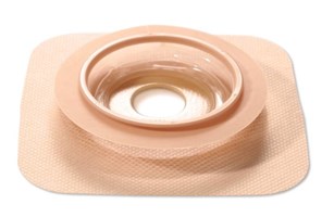 Natura® Two-Piece Skin Barrier with ConvaTec Moldable Technology™ and Accordion Flange